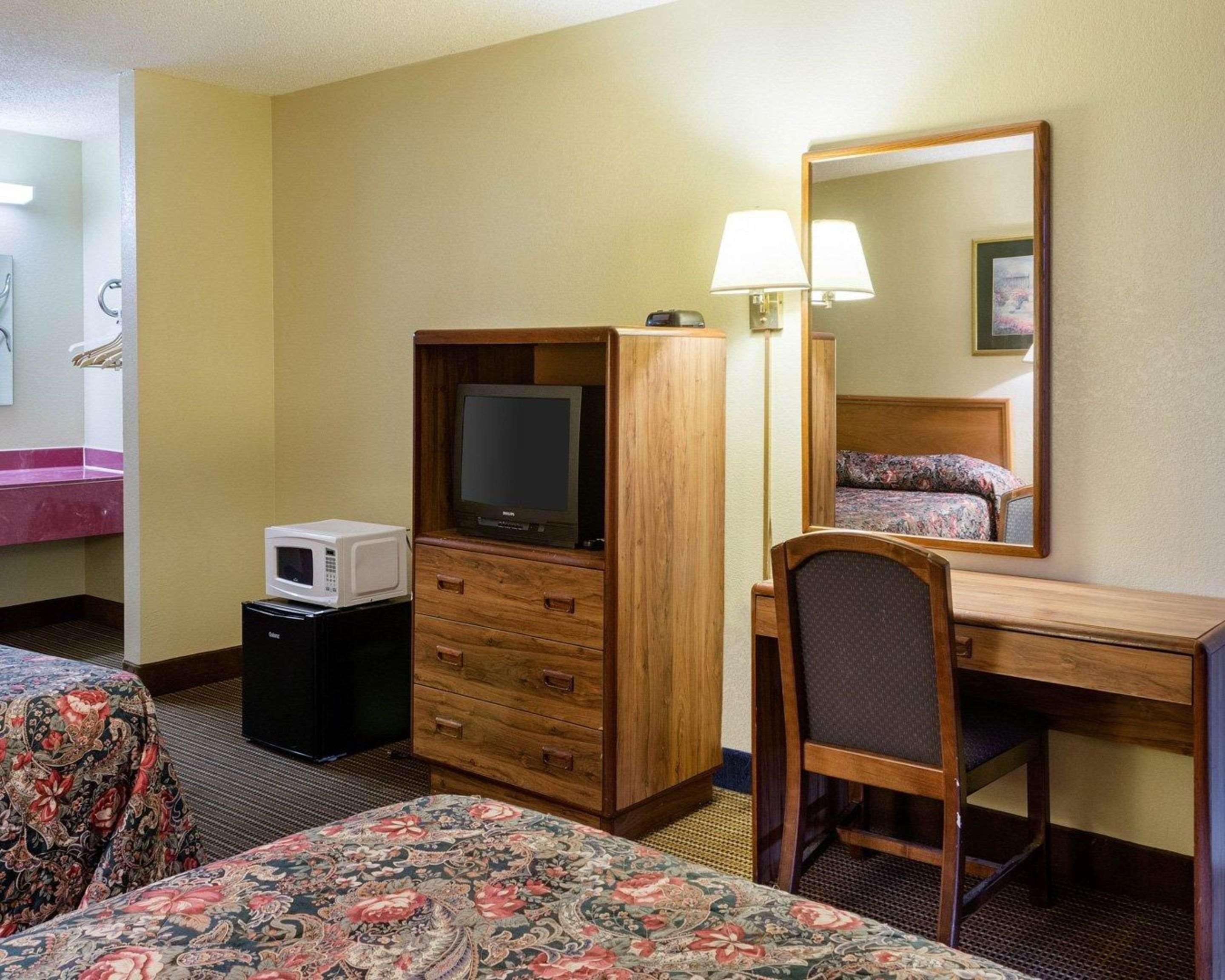 Rodeway Inn Greenwood Luaran gambar