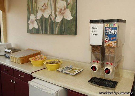 Rodeway Inn Greenwood Restoran gambar