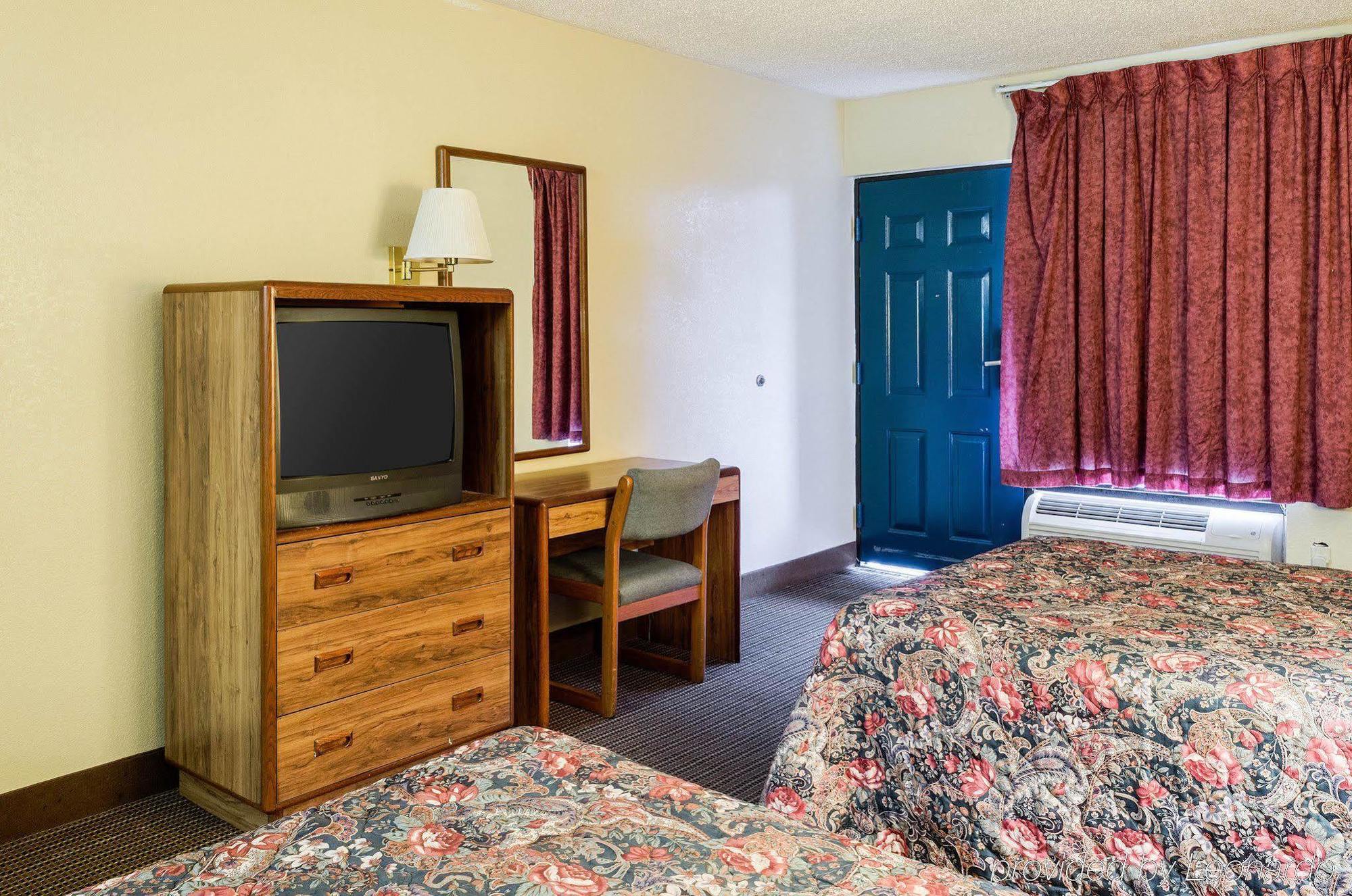 Rodeway Inn Greenwood Luaran gambar